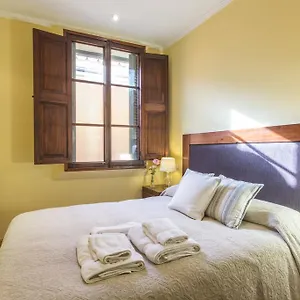 https://cozymallorcaold-centre-apartments.balearic-islands.net